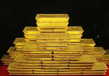 gold futures down at rs 31 294 per 10 gm