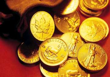 gold silver rise on global cues