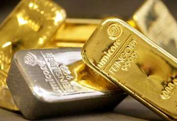 gold up by rs 285 silver sheds rs 200