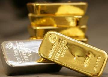gold back to 29k on firm buying silver declines
