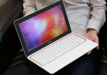 google inc unveils 279 chrome laptop made by hewlett packard