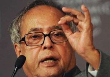 govt trying for moderate inflation of 5 pc says pranab