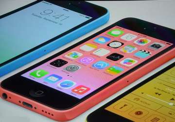 highlights apple unveils gold iphone 5s colorful new 99 iphone 5c