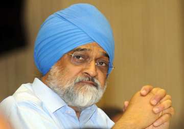 hike diesel price or face situation like grid collapse says montek