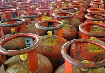 idea ioc enter into pact for 24x7 lpg booking