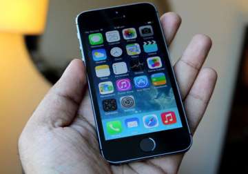 india iphone distributor to roll out 5s 5c from nov 1