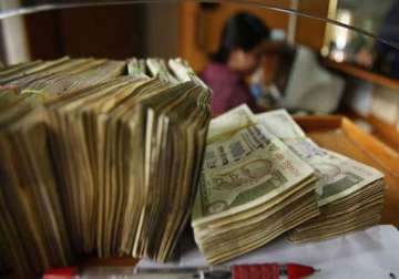 india s current account deficit narrows sharply to 4.2 bn in q3