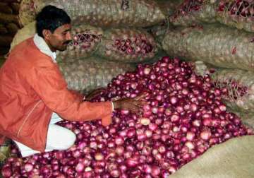 onion prices go through the roof retail at rs 80/kg in delhi