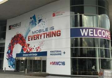 mwc 2016 roundup samsung lg lenovo others show off their latest devices