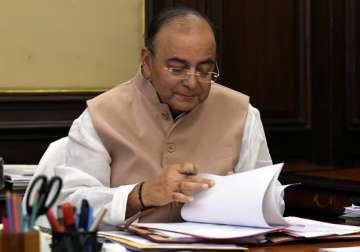 arun jaitley begins pre budget consultations with economists