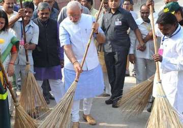 govt to impose 0.5 swachh bharat cess on services applicable from nov 15