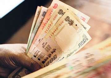 5 states urge centre to delay 7th pay commission implementation