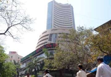 sensex breaches 30 000 mark for the first time as rbi cuts repo rate by 25 bps