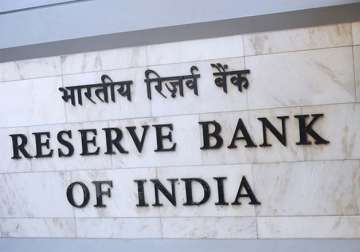 fdi led by equities jumps 22.6 pc in fy14 to rs 15 cr rbi