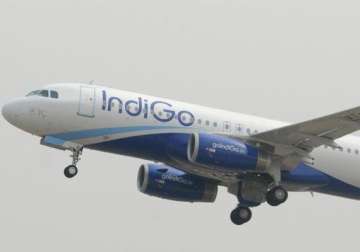 71 pilots grounded this year by dgca half of them from spicejet indigo