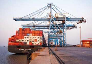 despite decline in exports for 12 months govt says no crisis in india