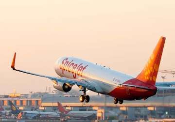 spicejet offers discount scheme starting rs 1 899