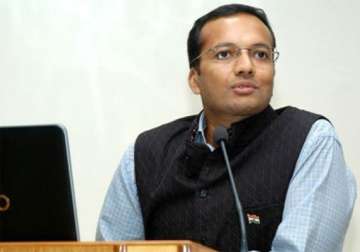 reassure investors to attract funds in coal sector naveen jindal
