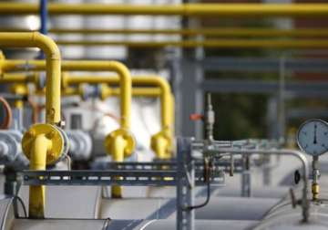 govt proposes free gas pricing simpler revenue sharing model for future gas auctions