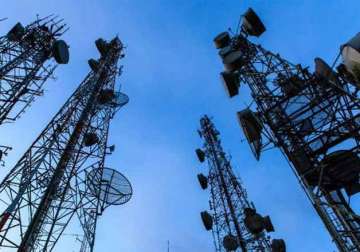 spectrum auction leading telecom operators commit about rs 85 000 crore to government