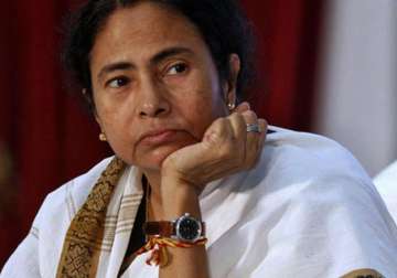 mamata eyes big ticket investments in poll bound west bengal