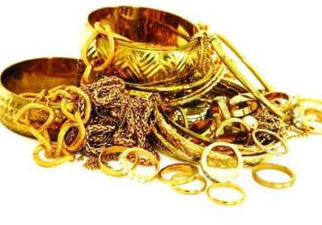 gold price may slide down to rs.23 500 per 10 grams