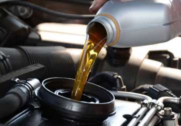 8 misconceptions and facts about engine oils