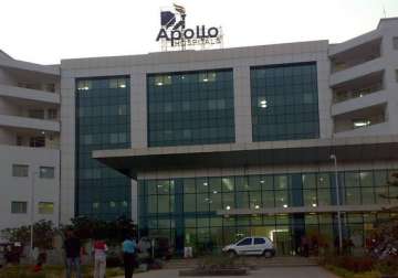 apollo hospitals to acquire hetero med pharmacy stores biz for rs 146 cr