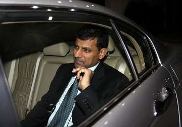 rajan hails modi govt announcement on freedom for banks