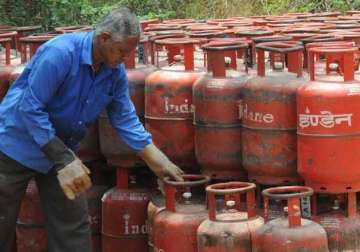 stopping lpg subsidy to high income group to save rs 500 crore