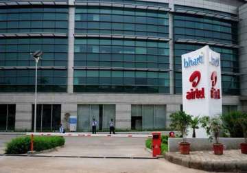 airtel starts 4g trial in mumbai partners flipkart samsung