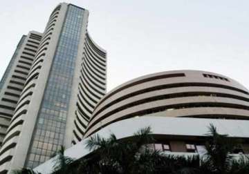 sensex sheds 93 pts on derivatives expiry weak asian cues