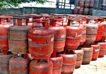 govt exempts ongc oil from lpg subsidy payments