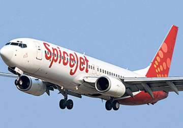 spicejet sale offers over 3 lakh seats starting from rs 749