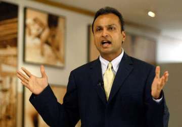 reliance infra acquires pipavav for rs 819 cr