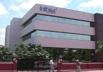 infosys q1 net up 4.98 pc at rs 3 030 cr shares soar 6 pc