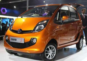 tata motors offers to buy old nanos