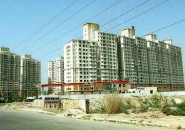 dlf to sell properties worth rs 15 000 cr in various projects