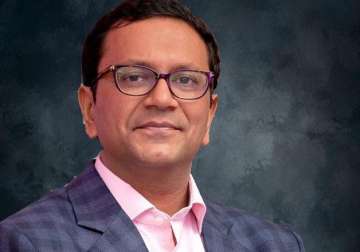 snapdeal appoints former p g executive amit choudhary as senior vp corporate finance