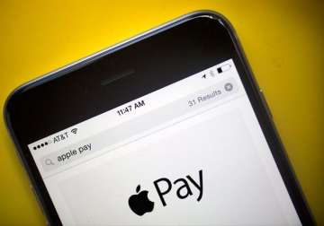 apple pay to roll out in china will take on alibaba group s alipay