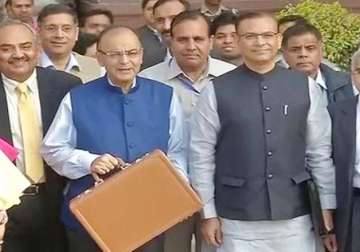 budget 2015 jaitley says indian economy fastest growing in the world