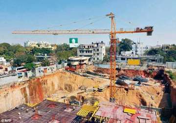 builders to pay rs 50k fine for dumping on road says ngt