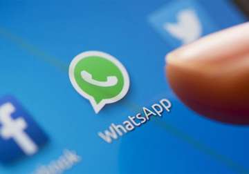 whatsapp introduces exciting features like pinch to zoom