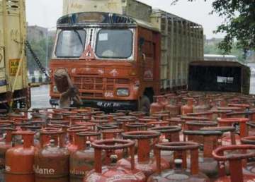 direct lpg subsidy transfer to consumers across nation from january