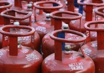 govt to roll out transparent lpg cylinders to curb gas theft