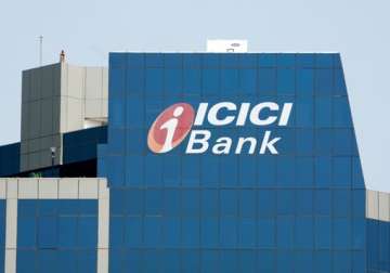icici bank account holders can use twitter to transfer funds