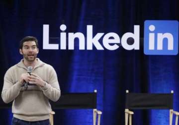 linkedin joins twitter in post earnings tumble