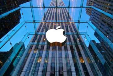 apple to set up tech development centre in hyderabad