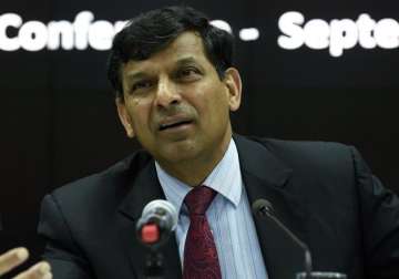 don t overspend to spur growth warns raghuram rajan ahead of budget