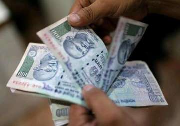 rupee rises 7 paise against dollar in early trade